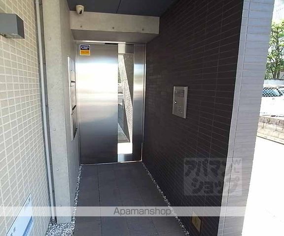 ルセロ鞍馬口の玄関写真