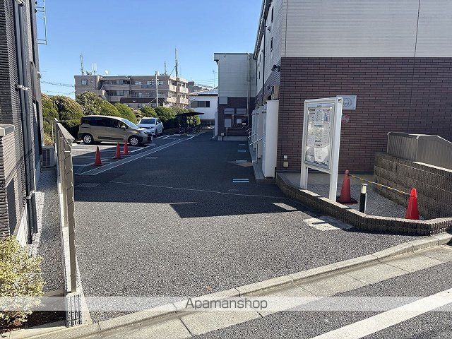 レオネクストメゾン グリシーヌの玄関写真
