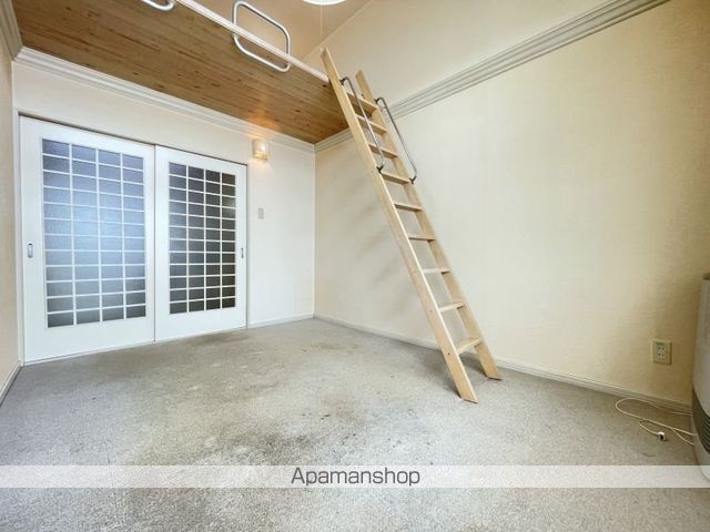 パレス深堀の内装写真