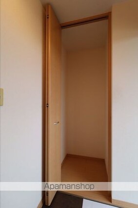 Ｃｏｍｏｄｏ　Ｇｉｏｎｅ　Ａ棟[1LDK/33.39m2]の内装2