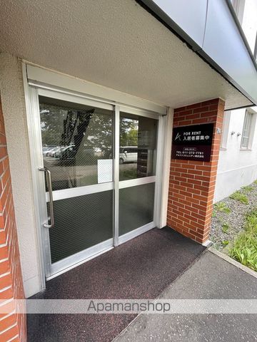 アルファスクエア山の手3号棟の玄関写真