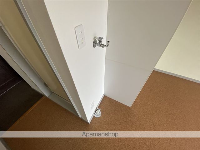バードライム・アネックスの内装写真