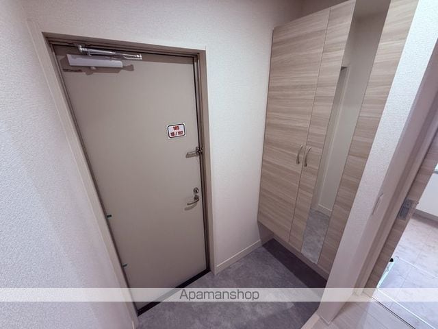 アレテー開出の内装写真