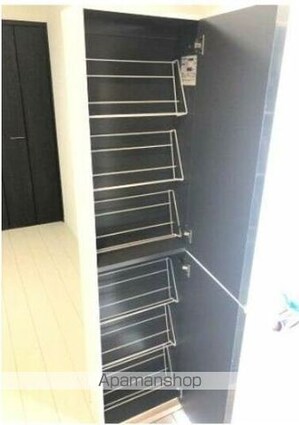 アーベイン南太田[1R/18.01m2]の玄関