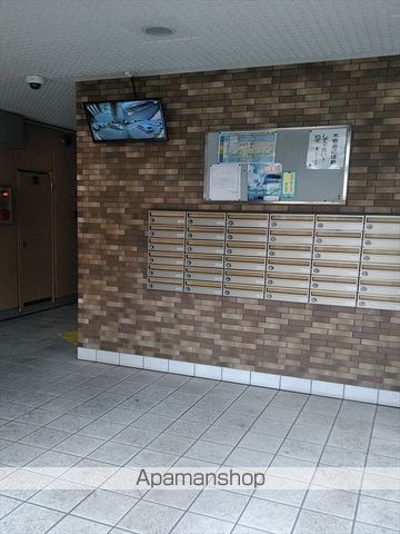 【和歌山市西仲間町のマンションの写真】