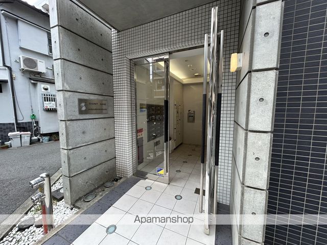 セントアミー東三国の玄関写真