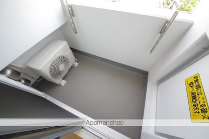 フェイバーＪ．ＯーⅣ[1K/27.84m2]のバルコニー