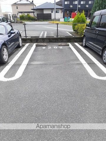 オリエントハイツII B棟の外観写真