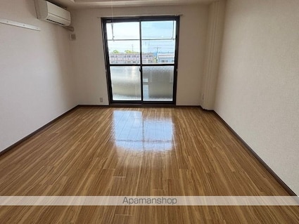 ＤＥＡＲ　ＣＯＵＲＴ（ディアコート）[1K/30.96m2]のリビング・居間