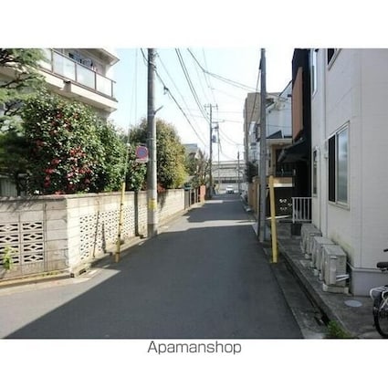 東京都練馬区練馬４丁目[1DK/32.88m2]の周辺1