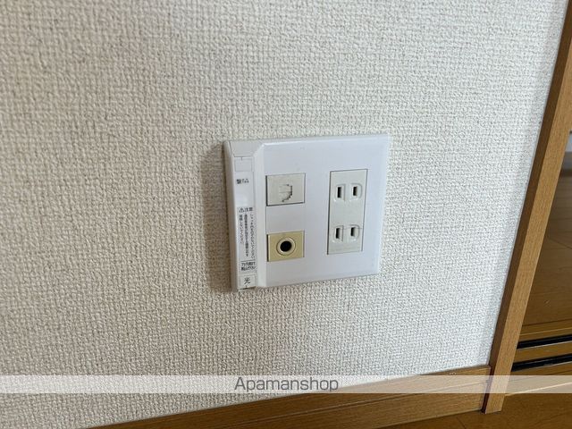 フローラ江波の内装写真