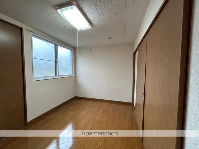 ファーレIの内装写真