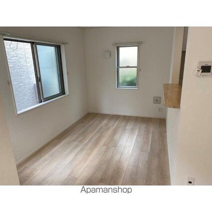 Ｋｏｌｅｔ世田谷北烏山０２[2SLDK/76.54m2]のリビング・居間1