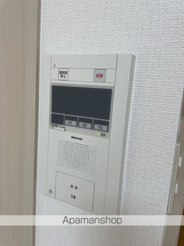 DUEHONJOの内装写真