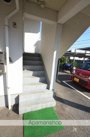 コーポカワモトの玄関写真