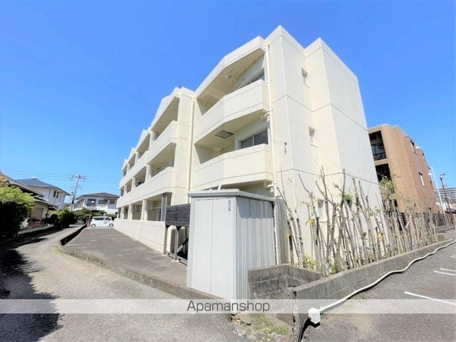 ファミール中村の外観写真