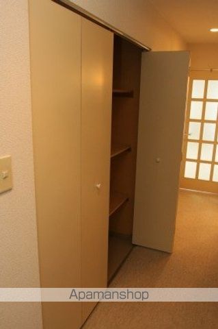 アーベインハウス中の島の内装写真