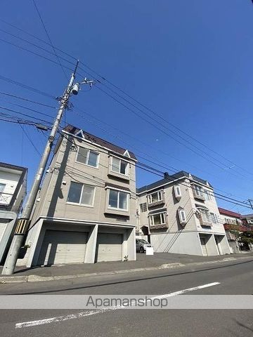 ラポール八軒の外観写真