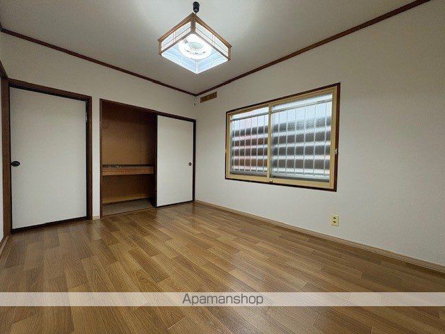 滝川市 2階建 築51年の内装写真
