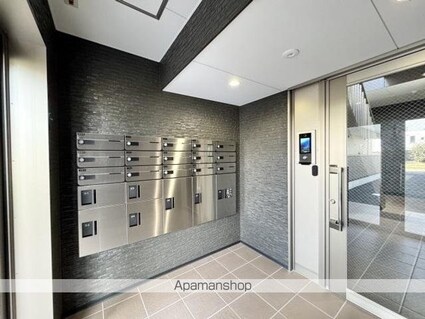 イーストレガシーレジデンス[1LDK/42.12m2]のエントランス