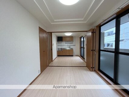 エメラルド・ノービレⅢ[1LDK/46.44m2]のリビング・居間