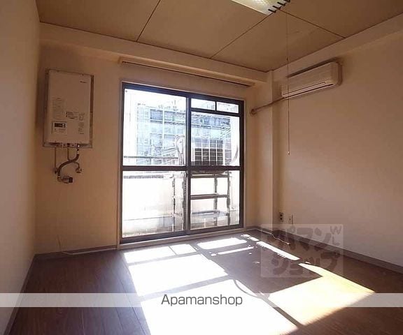 松井マンションの内装写真