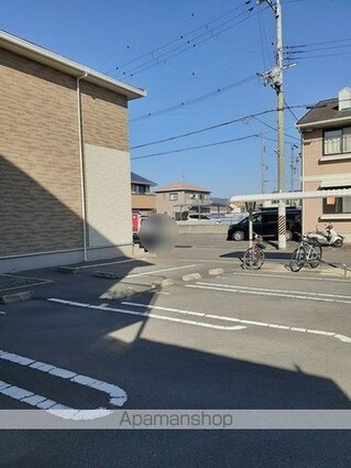 和歌山県和歌山市有本[1K/31.79m2]の駐車場
