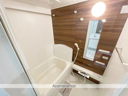 ＤーＲＯＯＭ八幡町[1LDK/41.6m2]のバス