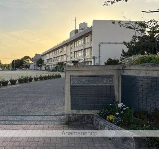 シャルマン五常の周辺写真