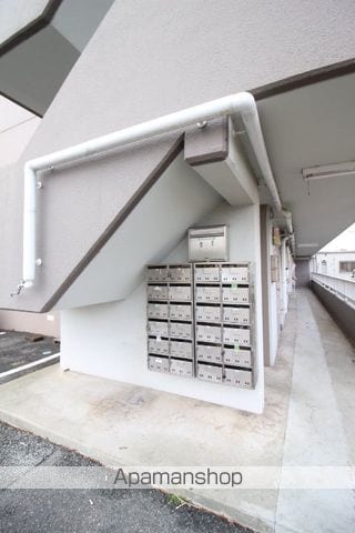 YDS第一ビルの玄関写真