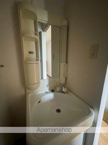 クイーンズ4の内装写真