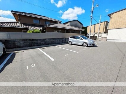 ｐｒｏｇｒｅｓｓプログレス　Ｂ棟[1K/35.33m2]の駐車場