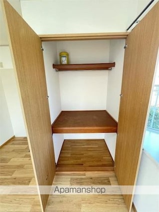 ヨークつつじヶ丘[1K/19.87m2]の収納