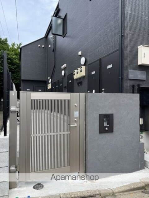 サザンロード氷川台[1R/17.29m2]のエントランス