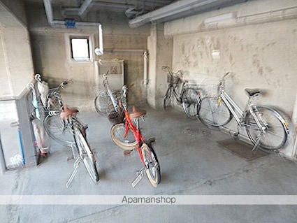 カーサ一番丁[2LDK/59.85m2]の共用部2