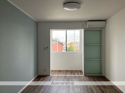 ヒメル[1R/36.43m2]のリビング・居間