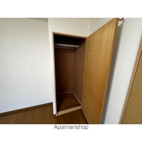 reposの内装写真