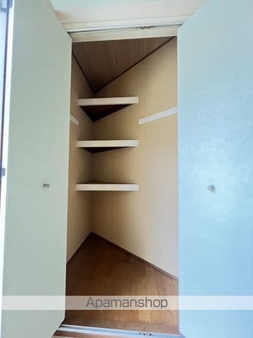 ロイヤルヒルズの内装写真