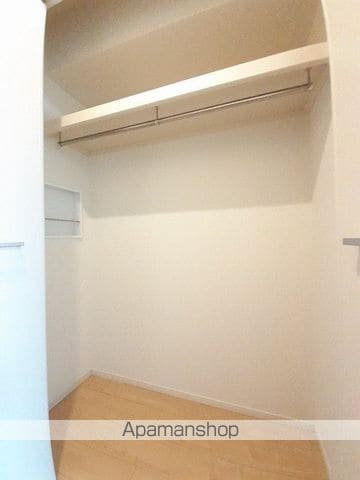 ＪＲ山陽本線 下松駅 バス乗車時間：8分 最寄りバス停で下車 徒歩2分 2階建 築8年の内装写真