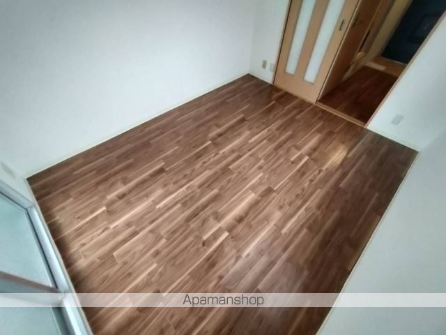 ロータリーマンション平代町の内装写真