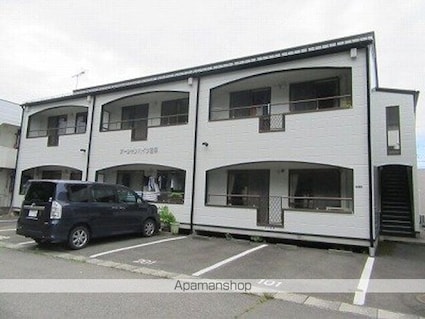 オーシャンハイツ若草[2LDK/51.6m2]の外観2