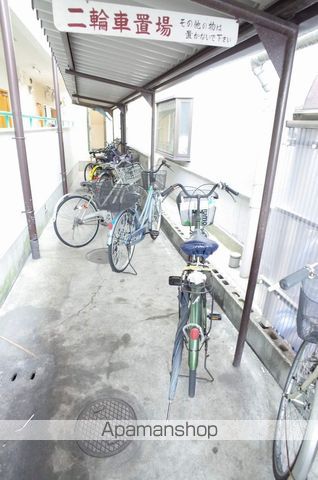 プレアール古川橋IVの玄関写真
