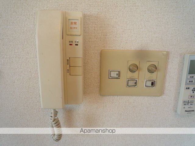 グラチアトルリの内装写真