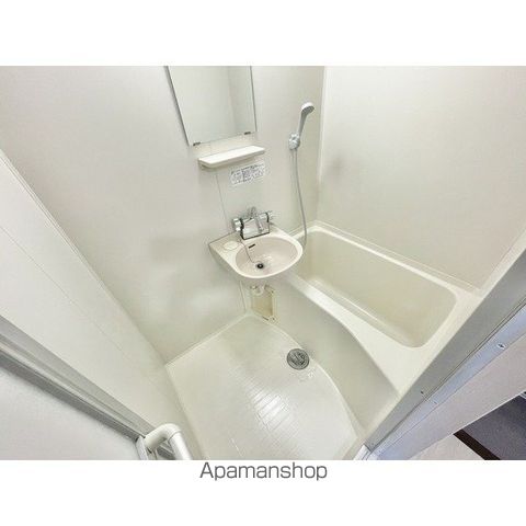 ベルシティエクセル泉の内装写真