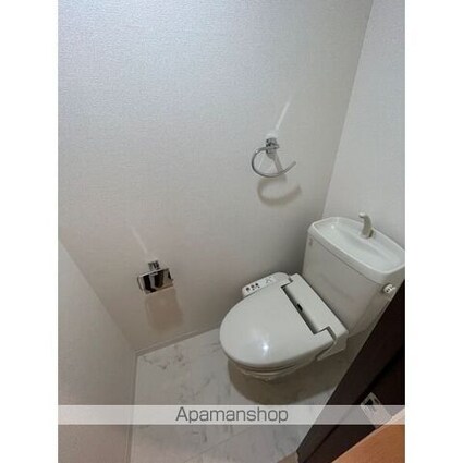 Ｌａ　Ｄｏｕｃｅｕｒ今池（旧名称アーデン今池イースト）[1R/24.9m2]のトイレ