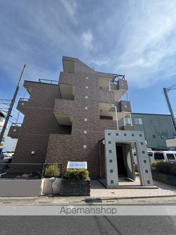 メイプルハウスの外観写真
