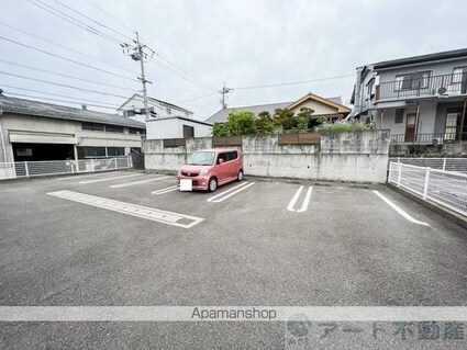 ボニート・ブローテ　Ⅱ[1LDK/45.07m2]の駐車場1