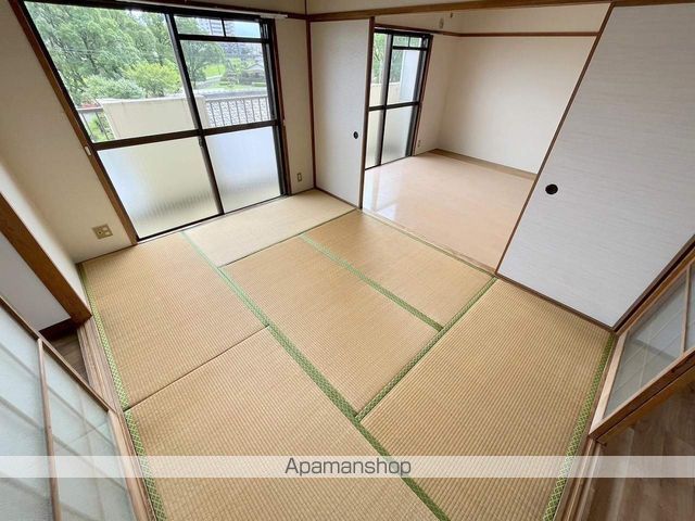 クレシェンテ恒久の内装写真
