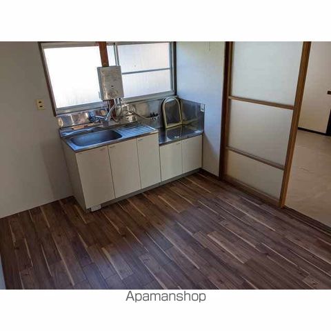 石山ハイツの内装写真