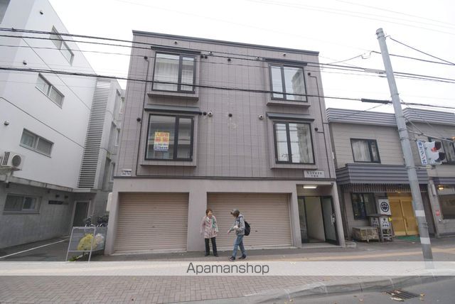 ビブレ学園前の外観写真